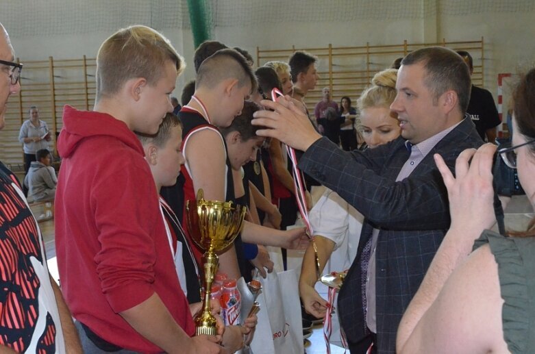  Ósemka na podium Basket Kids Cup 2019 