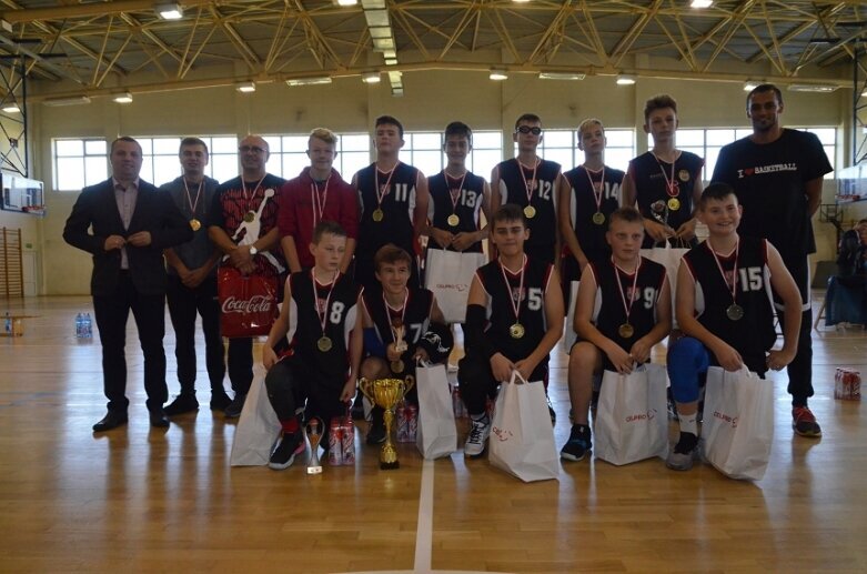  Ósemka na podium Basket Kids Cup 2019 