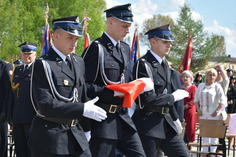  OSP Miedniewice doczekało się wozu strażackiego 