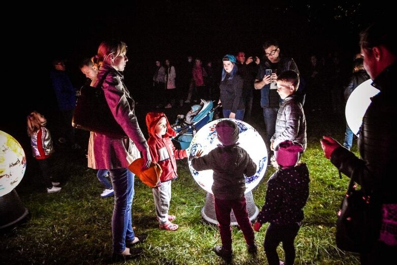  Ostatni moment żeby zobaczyć Festiwal Światła w Skierniewicach 