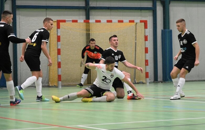  Pakobud Skierniewicka Liga Futsalu wróciła po przerwie 