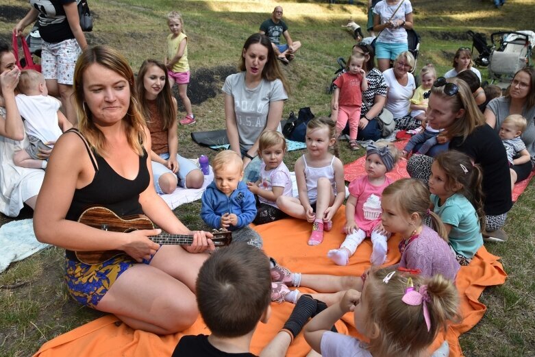  Pani Muzyka ma w Skierniewicach wielu fanów 