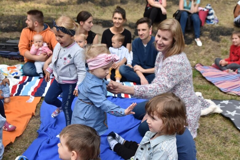  Pani Muzyka rządzi w parku 