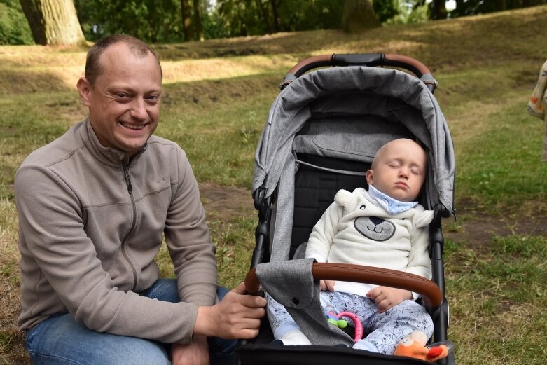  Pani Muzyka rządzi w parku 