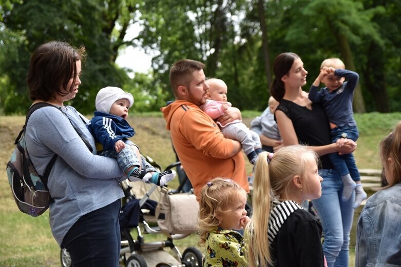  Pani Muzyka rządzi w parku 