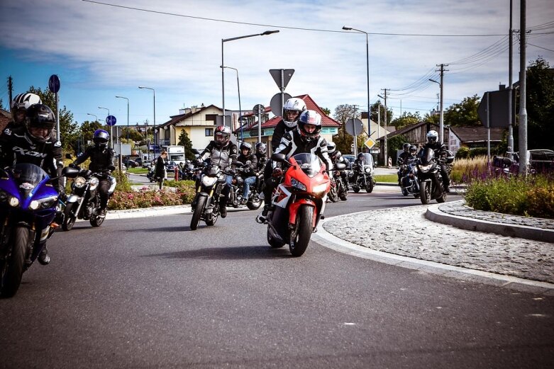  Parada motocyklistów w Skierniewicach. Mamy ich zdjęcia 