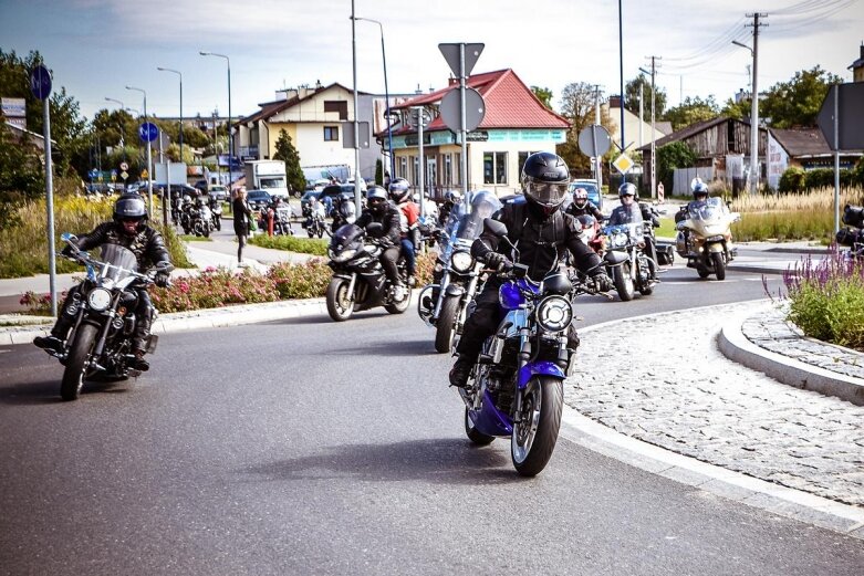  Parada motocyklistów w Skierniewicach. Mamy ich zdjęcia 