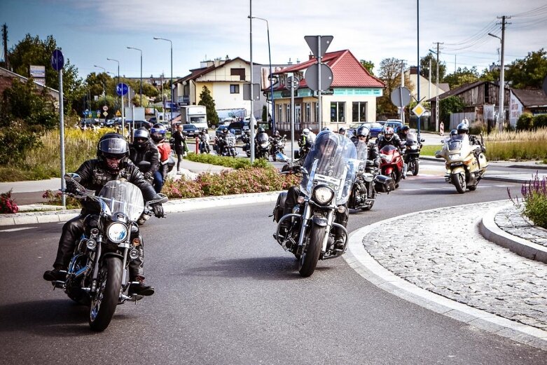  Parada motocyklistów w Skierniewicach. Mamy ich zdjęcia 