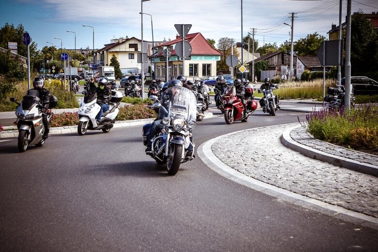  Parada motocyklistów w Skierniewicach. Mamy ich zdjęcia 