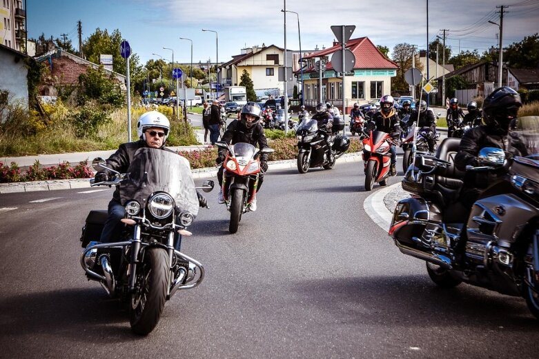  Parada motocyklistów w Skierniewicach. Mamy ich zdjęcia 