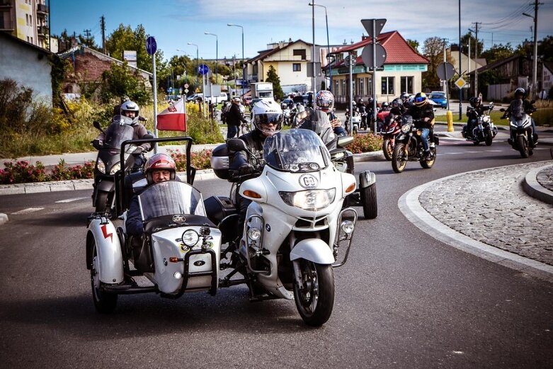  Parada motocyklistów w Skierniewicach. Mamy ich zdjęcia 