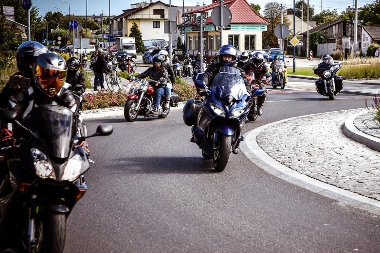  Parada motocyklistów w Skierniewicach. Mamy ich zdjęcia 