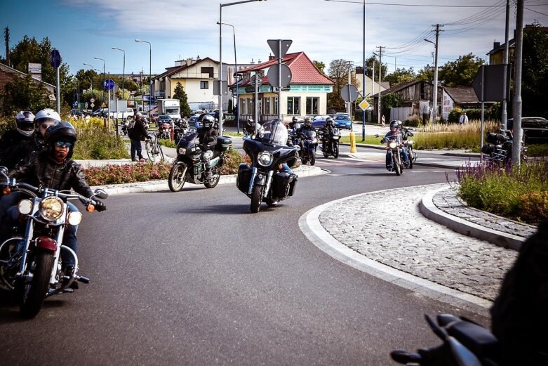  Parada motocyklistów w Skierniewicach. Mamy ich zdjęcia 