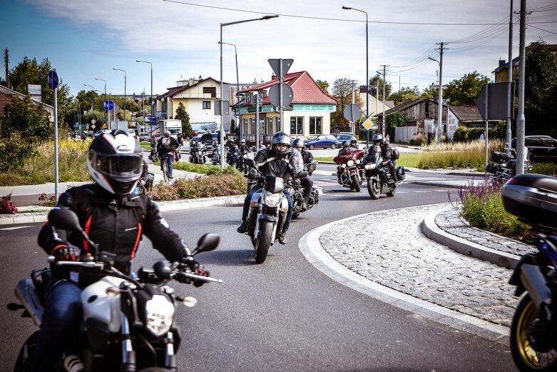  Parada motocyklistów w Skierniewicach. Mamy ich zdjęcia 