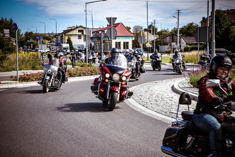  Parada motocyklistów w Skierniewicach. Mamy ich zdjęcia 