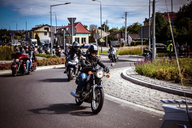  Parada motocyklistów w Skierniewicach. Mamy ich zdjęcia 