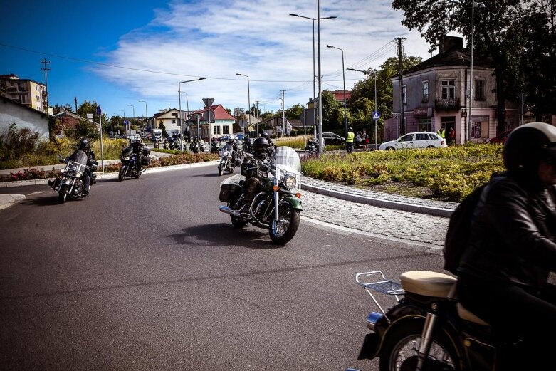  Parada motocyklistów w Skierniewicach. Mamy ich zdjęcia 