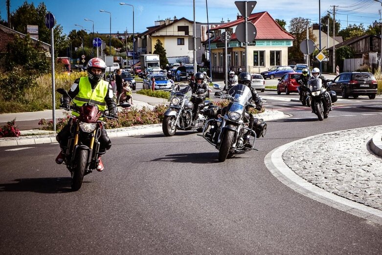  Parada motocyklistów w Skierniewicach. Mamy ich zdjęcia 