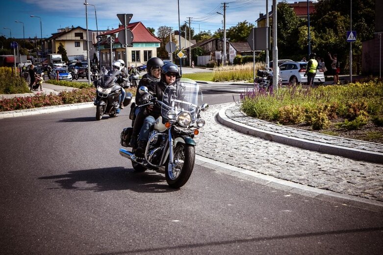  Parada motocyklistów w Skierniewicach. Mamy ich zdjęcia 