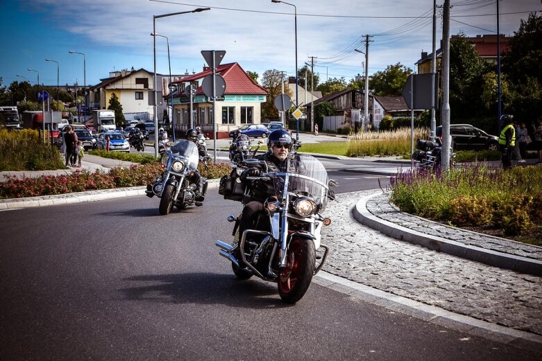  Parada motocyklistów w Skierniewicach. Mamy ich zdjęcia 