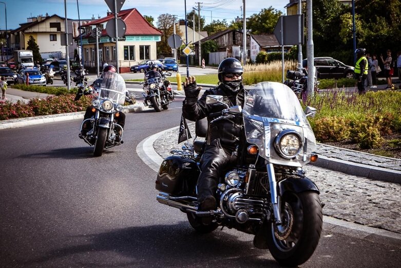  Parada motocyklistów w Skierniewicach. Mamy ich zdjęcia 