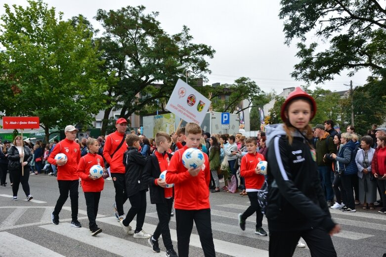  Parada smaków, kolorów i radości na ulicach Skierniewic. Ale widowisko! 