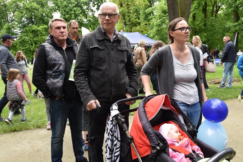  Park miejski w Skierniewicach pełen atrakcji dla najmłodszych 