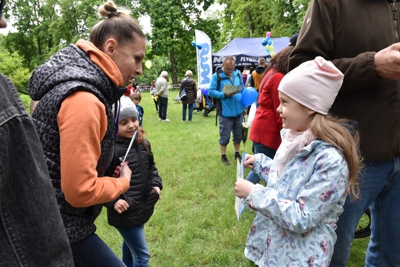  Park miejski w Skierniewicach pełen atrakcji dla najmłodszych 