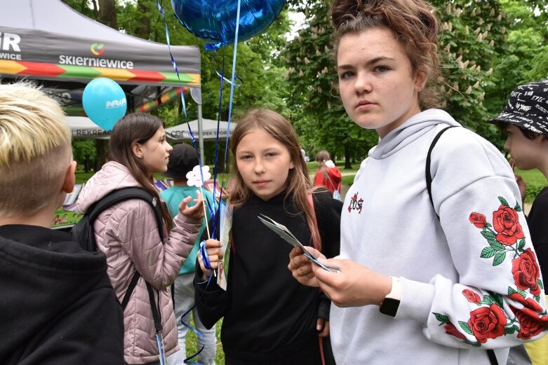  Park miejski w Skierniewicach pełen atrakcji dla najmłodszych 