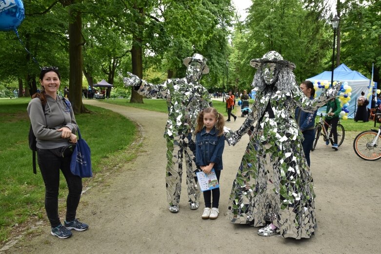  Park miejski w Skierniewicach pełen atrakcji dla najmłodszych 