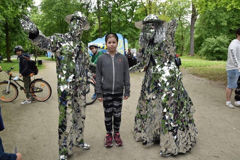  Park miejski w Skierniewicach pełen atrakcji dla najmłodszych 