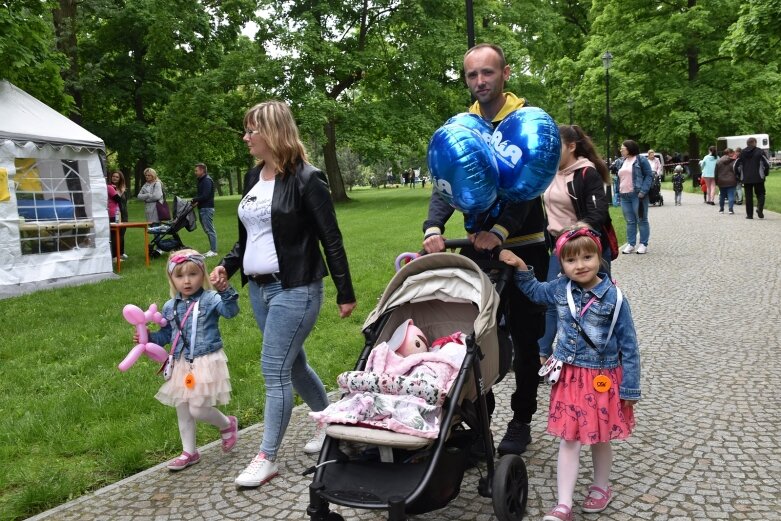  Park miejski w Skierniewicach pełen atrakcji dla najmłodszych 