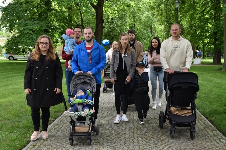  Park miejski w Skierniewicach pełen atrakcji dla najmłodszych 