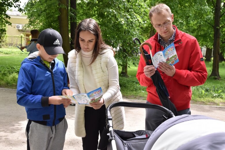  Park miejski w Skierniewicach pełen atrakcji dla najmłodszych 