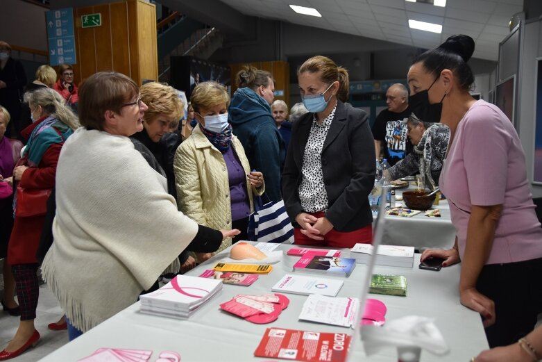  Pełna sala w Kinie dla Kobiet 