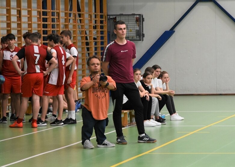  Piątka i Dziewiątka najlepsze w szczypiorniaka 