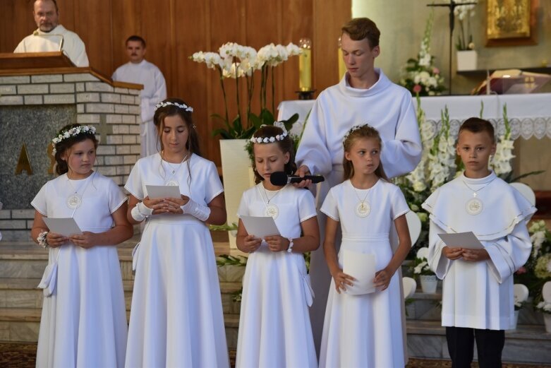  Pierwsza Komunia Święta w parafii św. Józefa w Skierniewicach 