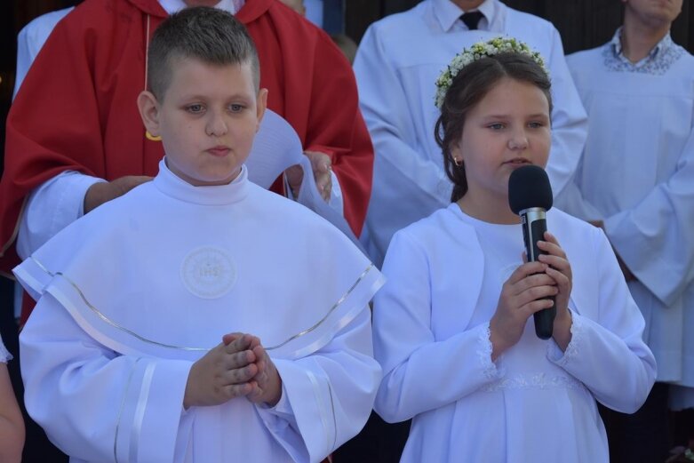  Pierwsza Komunia Święta w Starej Rawie 