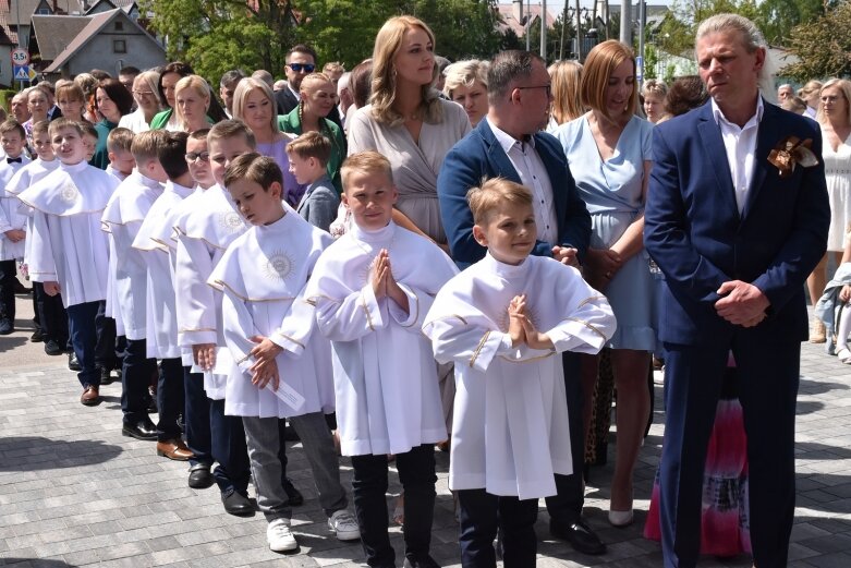  Pierwsza komunia w kościele Niepokalanego Serca Najświętszej Maryi Panny 