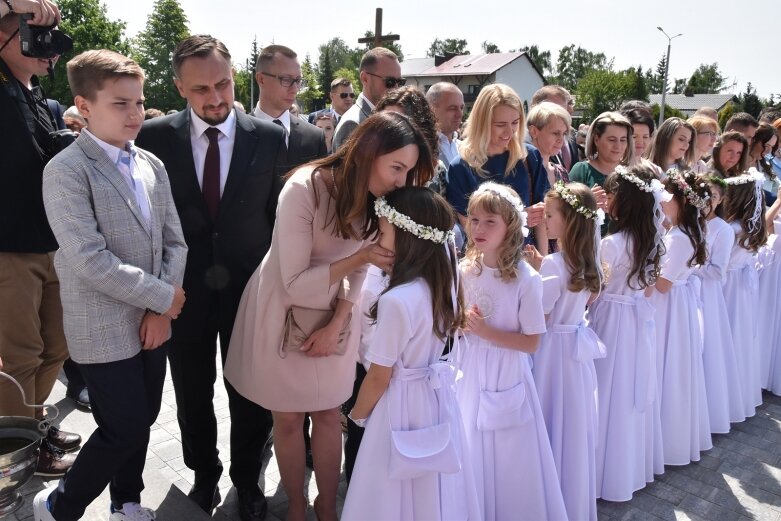  Pierwsza komunia w kościele Niepokalanego Serca Najświętszej Maryi Panny 