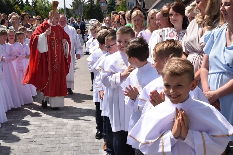  Pierwsza komunia w kościele Niepokalanego Serca Najświętszej Maryi Panny 