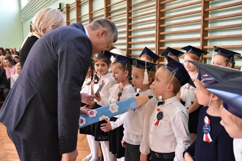  Pierwszaki z Dwójki szkoły się nie boją! 