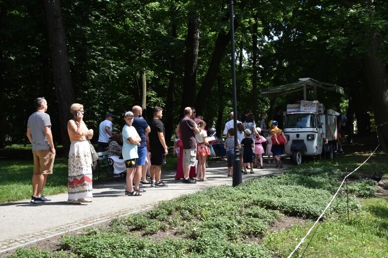  Pierwsze muzyczne śniadanie przyciągnęło do parku tłumy 