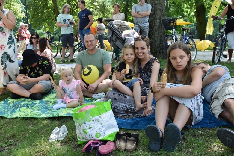  Pierwsze muzyczne śniadanie przyciągnęło do parku tłumy 