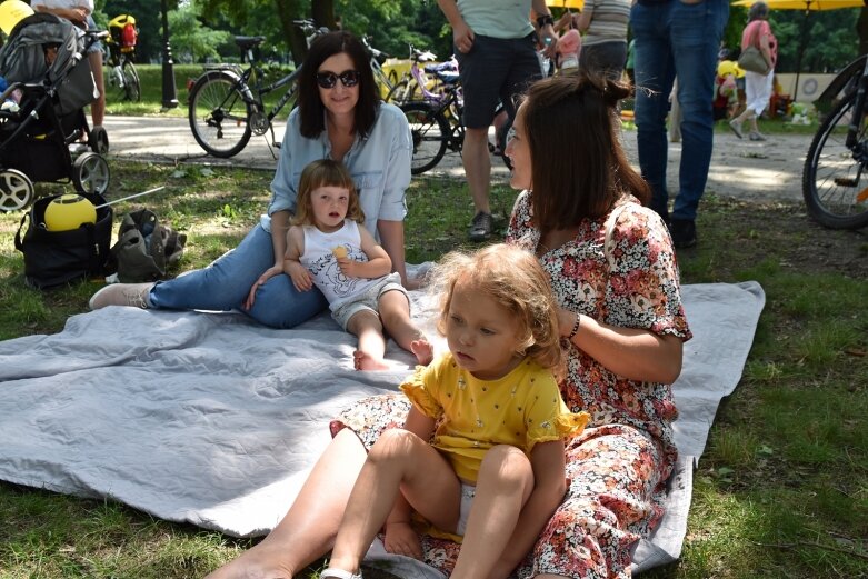  Pierwsze muzyczne śniadanie przyciągnęło do parku tłumy 