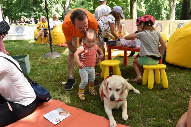  Pierwsze muzyczne śniadanie przyciągnęło do parku tłumy 