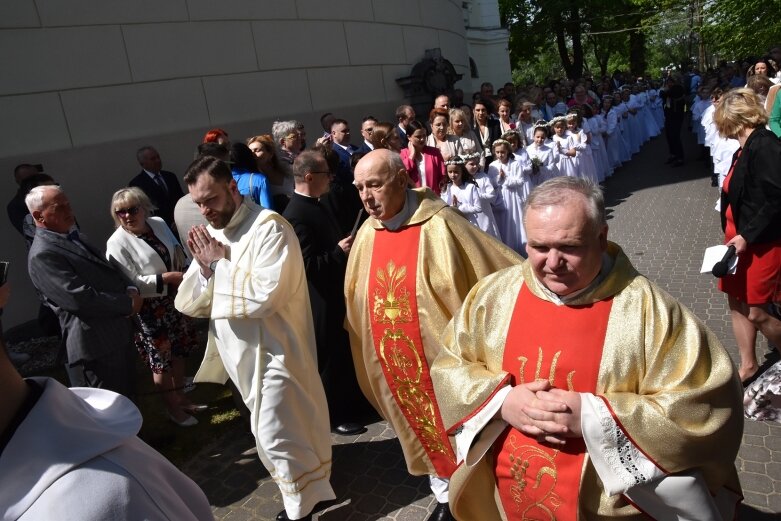  Pierwsze spotkanie z Jezusem. Komunia Święta w parafii św. Jakuba 