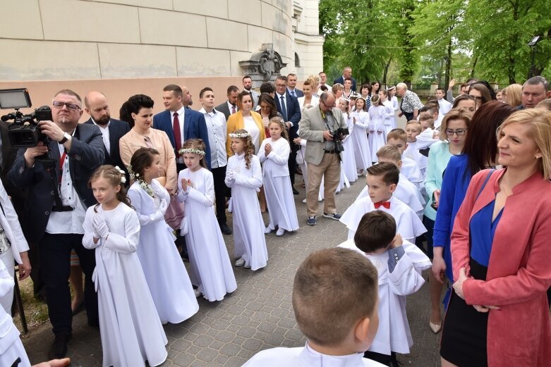  Pierwsze spotkanie z Jezusem. Komunia w parafii św. Jakuba  