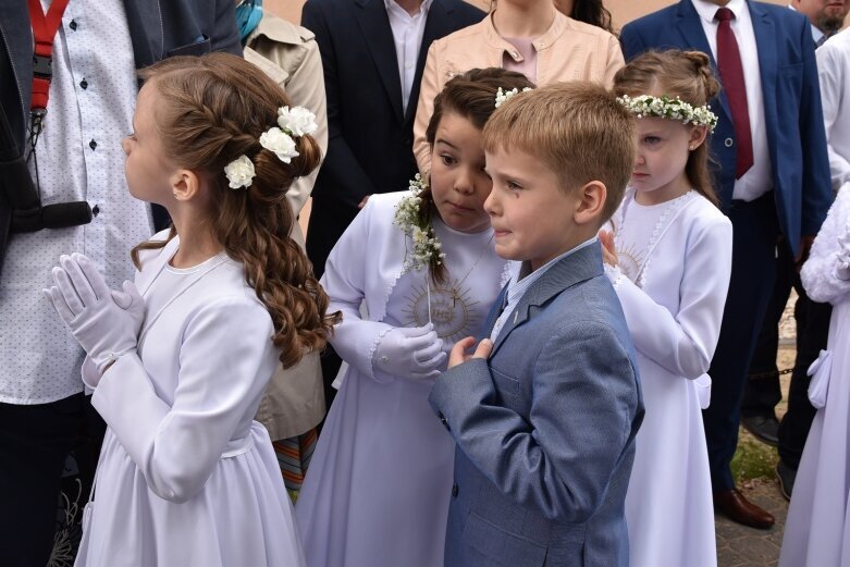  Pierwsze spotkanie z Jezusem. Komunia w parafii św. Jakuba  