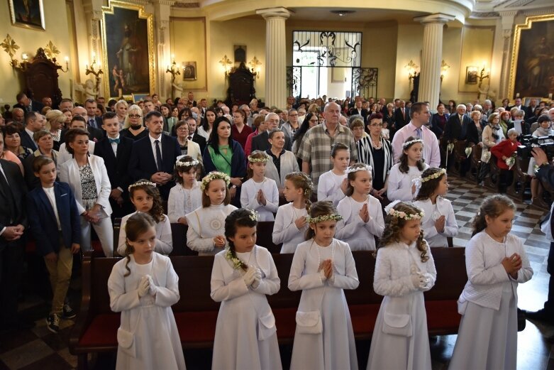  Pierwsze spotkanie z Jezusem. Komunia w parafii św. Jakuba  